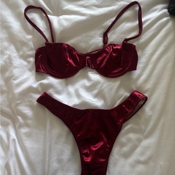Red Bikini Set - Picture 1 of 4